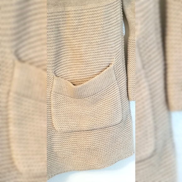 H&M Knitted Cream Color Vintage Cardigan with Lantern 3/4 Sleeves - Picture 4 of 9